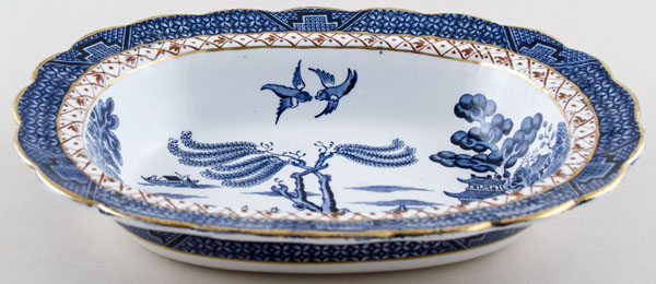 Dish oval with rim c1950